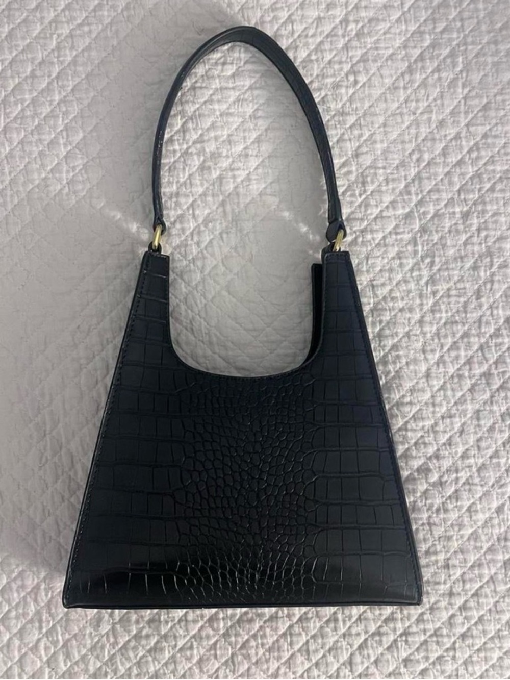 Black Croc-Embossed Shoulder Bag - Classic Women's Handbag